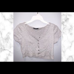 brandy Melville Zelly buttoned up grey crop top!